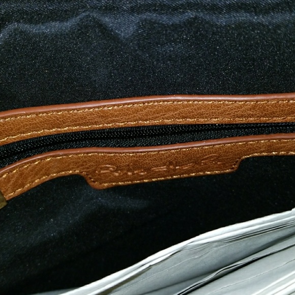 5 STAR REVIEWS FRINGE CROSS BODY/CLUTCH - Picture 3 of 5